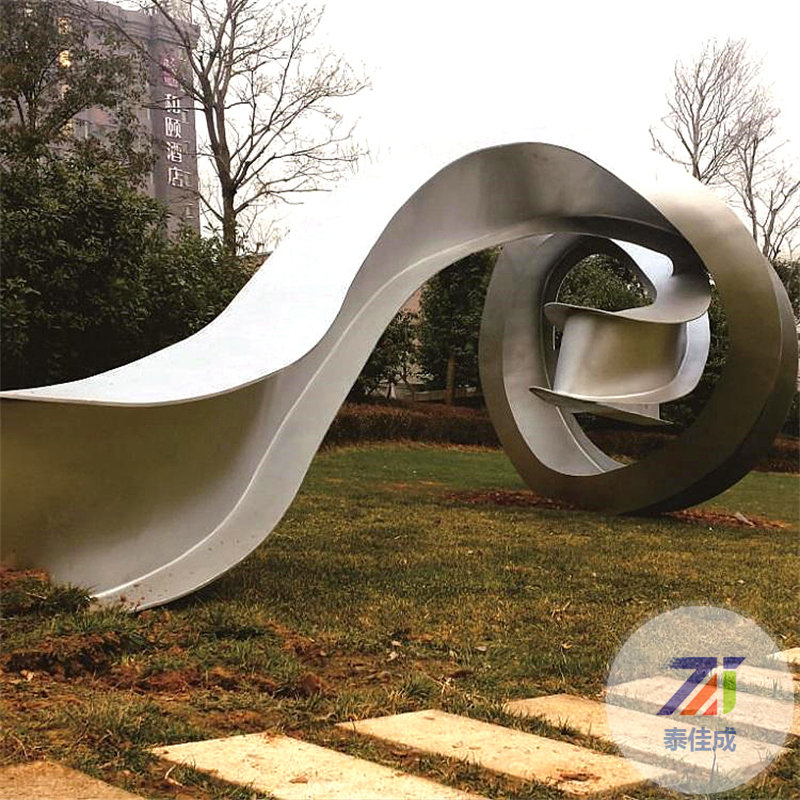 大型不銹鋼雕塑戶外城市景觀指示牌導(dǎo)視牌發(fā)光不銹鋼精神堡壘雕塑