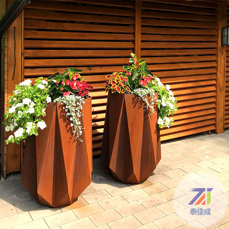 深圳玻璃鋼花盆有哪些優(yōu)點和缺點呢？