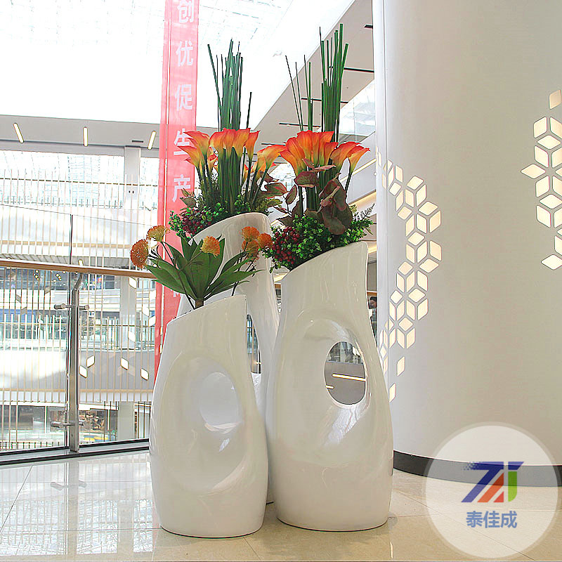 玻璃鋼大花盆提升遼寧大連街道景觀工程