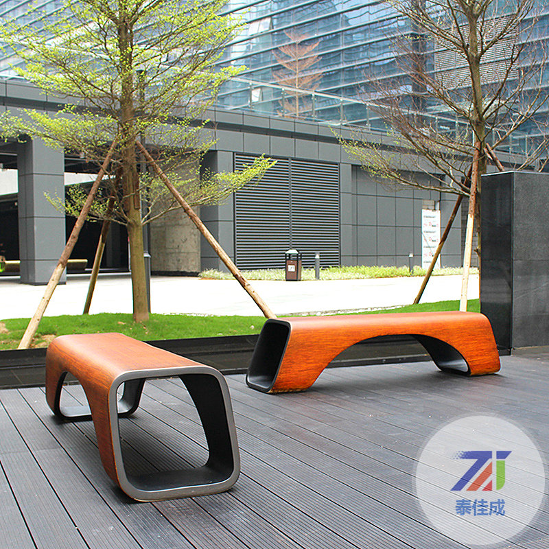 陜西咸陽小區(qū)玻璃鋼組合座椅內(nèi)置燈帶晚上光彩奪目